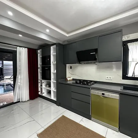 Guenes Apartament Fethiye